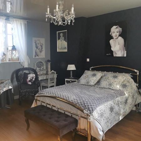 Villa Les Camelias Fontaine-les-Vervins Екстер'єр фото