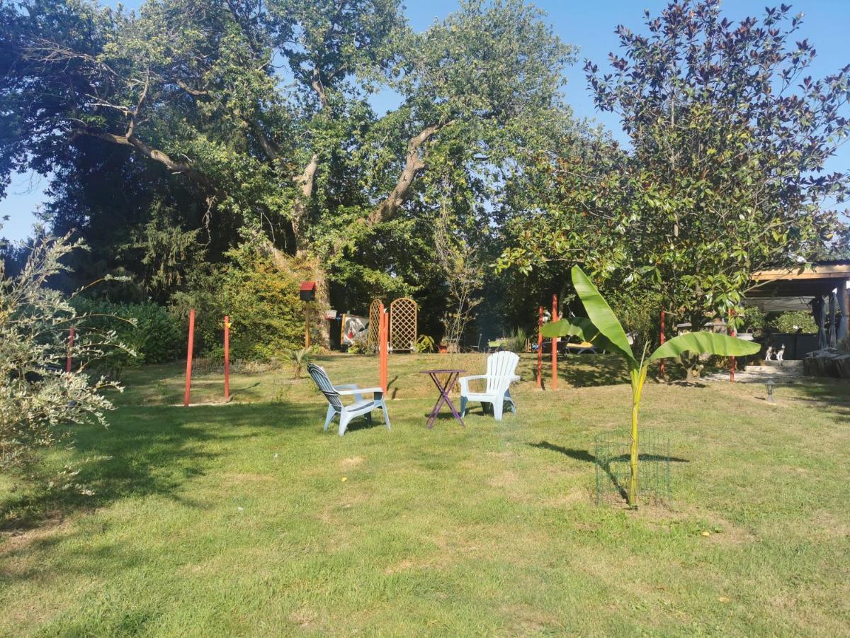 Villa Les Camelias Fontaine-les-Vervins Екстер'єр фото